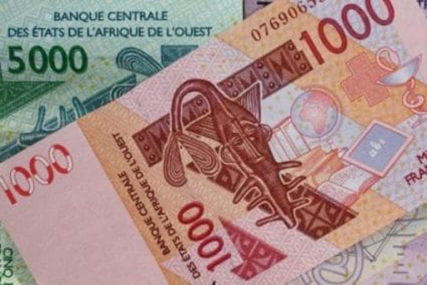 Batı Afrika ülkeleri sömürge parası CFA frangını terk ediyor Batı Afrika ülkeleri sömürge parası CFA frangını terk ediyor